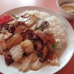 丸四大飯店 - 全家福(八宝菜)ランチ；レバー入ってますｗ @2015/08/26