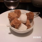 カフェ・トロワグロ - 砂糖