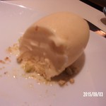 カフェ・トロワグロ - ムースかと思ったらアイス