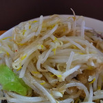 幻の中華そば加藤屋　伏見にぼ次朗 - 背脂まみれのモヤシは怖いが旨い