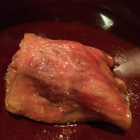 よろにく - 部位不明。だいたいタレが染み込んでいる