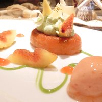 ラトリエ ドゥ ジョエル・ロブション - ランチコース 4620円 のカンパリとグレープフルーツのサヴァラン イチジクと抹茶のクリームを添えて