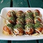 たこ勝 - 料理写真:たこ焼き１２個（３００円）