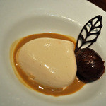 クッチーナ イタリアーナ ガッルーラ - 栗のパンナコッタ　エスプレッソのサルサ