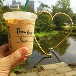 スターバックス・コーヒー - ι(´Д｀υ)ｱﾂｨｰ また暑さがぶり返してきましたね…一息いれますわ～❤