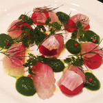 ウーナジョルナータ - 平目とフルーツトマトのカルパッチョ