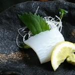 満潮 - 《2709》イカのお刺身、お昼のランチです。さすがに「今切った感」は要求できません。