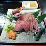 ゑびや大食堂 - 松阪牛モモ肉炙りローストビーフ