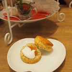 カフェ ド ミキ ウィズ ハローキティ - 