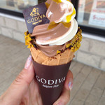 GODIVA - ソフトクリーム美味しすぎ♥︎