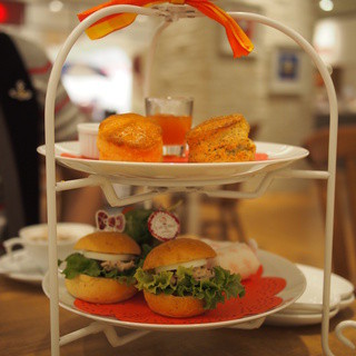 カフェ ド ミキ ウィズ ハローキティ_1