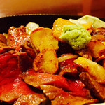 ほおづき - ヒレステーキ‼︎
                                レァで焼いて頂いてます(｡ >艸<)