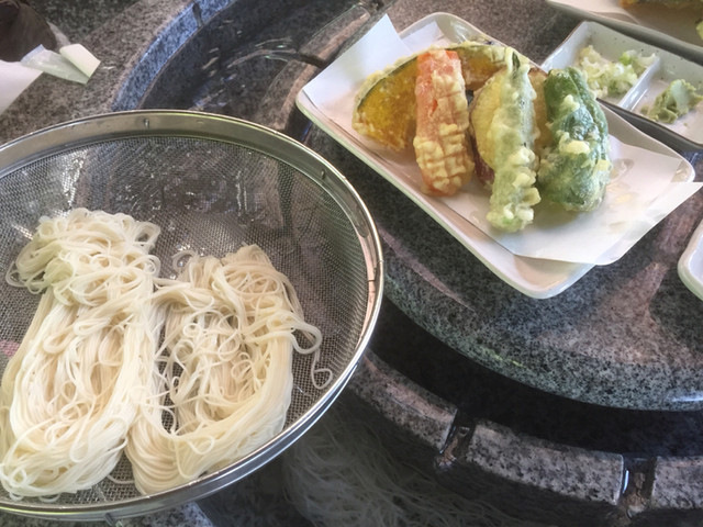 兜山 流しそうめん 春日居町 そば うどん 麺類 その他 食べログ 兜山 流しそうめん 春日居町 そば うどん 麺類 その他 食べログ