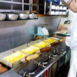 渡辺商店 - 渡辺商店　親父さんの熟練の技