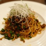 中国酒家 大三元 - 汁なしラージャー麺