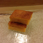 うを徳 - 玉子。本日は車海老の擂り身。