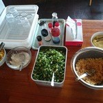 手打ちうどん 清水屋 - 薬味コーナー