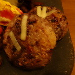 GRILL THE VOND - オックステールと古代米の焼きお握り