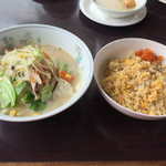 キッチン すずたとうげ - 2015年9月上旬 ちゃんぽん と 焼飯 