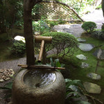 茶寮 宝泉 - お手洗いの前