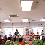 IN-N-OUT BURGER - 内観