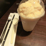 Cafe Lugo - マンゴーヨーグルトスムージー【2015-8】