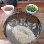 カレーのてちや - トリプルカレー　960円