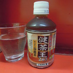 ラーメン二郎 - 再訪：店頭の健茶王