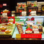 アンテノール  神戸阪急店