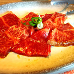 Kurogewagyuutoshunyasainomiseidumiya - 網焼き定食のお肉