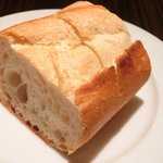 カチナ - 本日のお肉料理 1250円 のパン