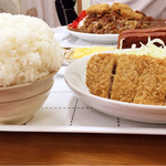 33そば - とんかつ定食(山盛ご飯)