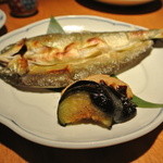 酒とそば まるき - 鮎の一夜干し