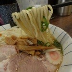 麺恋処 き楽 - 味噌ラーメンの麺もストレート