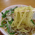 台湾料理 翠芳 - 2007年10月　もやしそば　麺