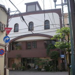 UPSTAIRS - 外観（広角）