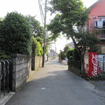 蕎麦庵陶然 - ①団地バス停から徒歩4分。この先を左折。