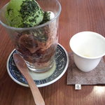 茶茶の間 - 茶茶パフェ「抹茶アイス」で本日のお茶セット