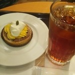 エクセルシオールカフェ 小田原ラスカ店 - カボチャのタルトと紅茶!!