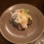 マルシェ エピス - お通し　鰹のマリネ　300円