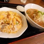 久香居 - 炒飯セット：680円