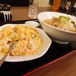 炒飯セット：680円