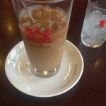 イノダコーヒ - アイスカフェラテ。