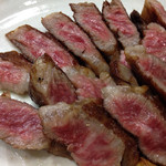 みょうが屋 - 火入れパーフェクト。脂の甘み、牛香がすごい