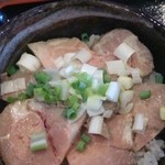 麺処いぐさ - ローストポーク丼350円