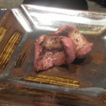 御二九と八さい はちべー - ハツ