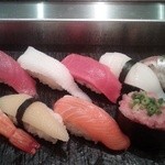 梅丘寿司の美登利 - ９貫