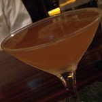 蚤の市 - サイドカー:ブランデー、コアントロー、レモンジュース