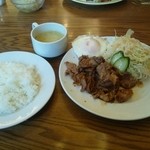 三和珈琲館 - 豚しょうが焼き