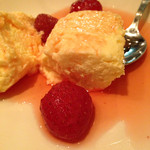 山岸食堂 - デザートのチーズケーキ